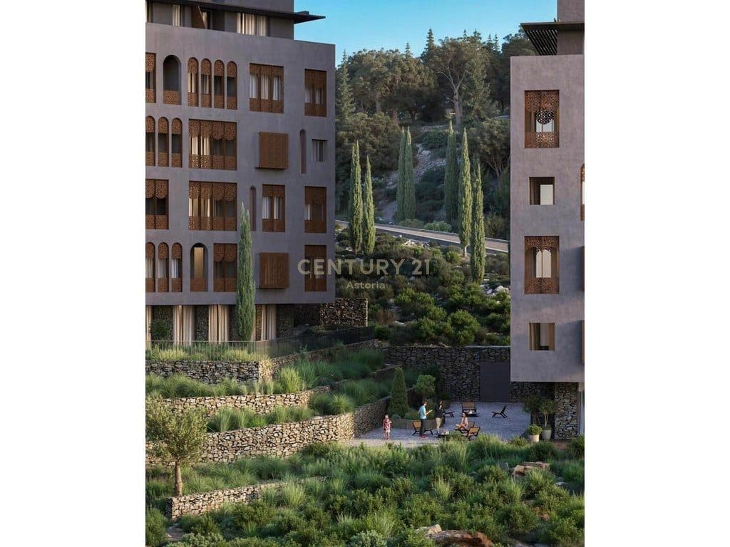 SHITET APARTAMENT 1+1 ME PAMJE NGA DETI NE DHERMI 3