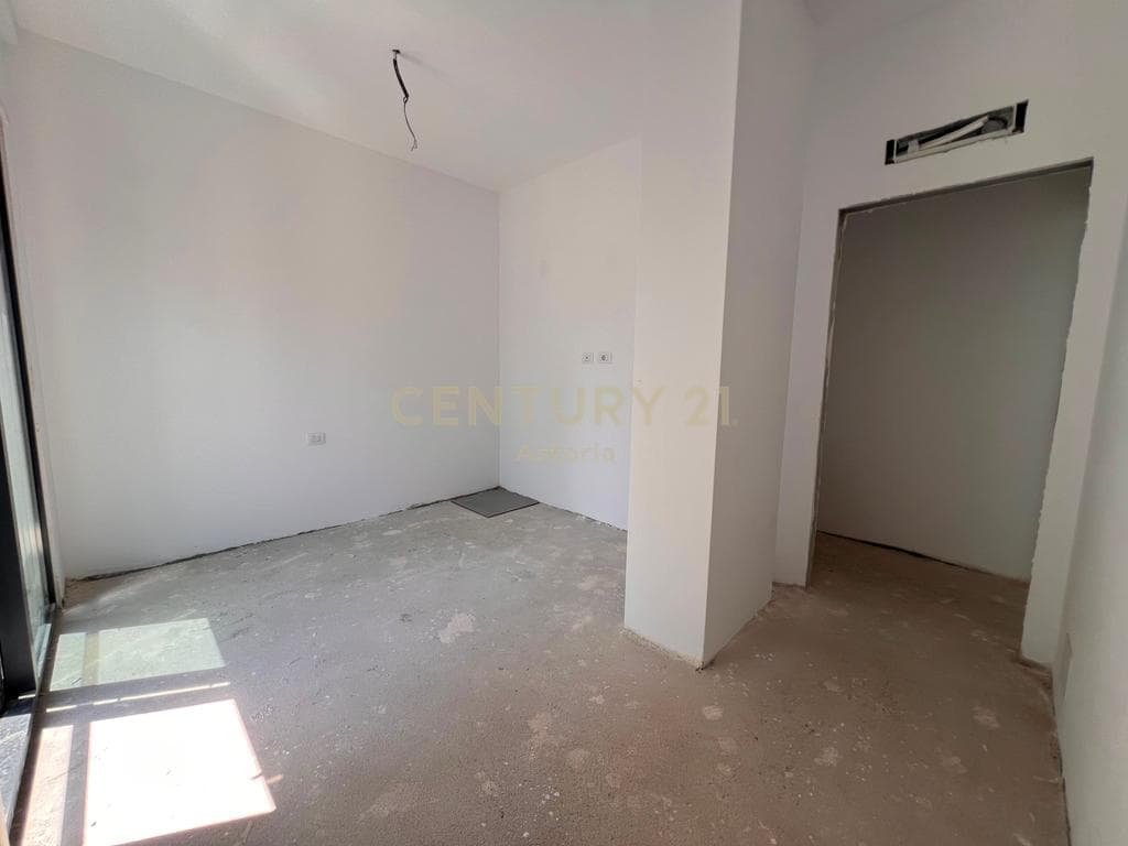 Apartament modern 2+1 për shitje tek Kristal Building – komoditet dhe stil urban 3