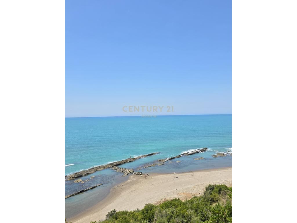 Premium land for sale in the heart of Spillesë