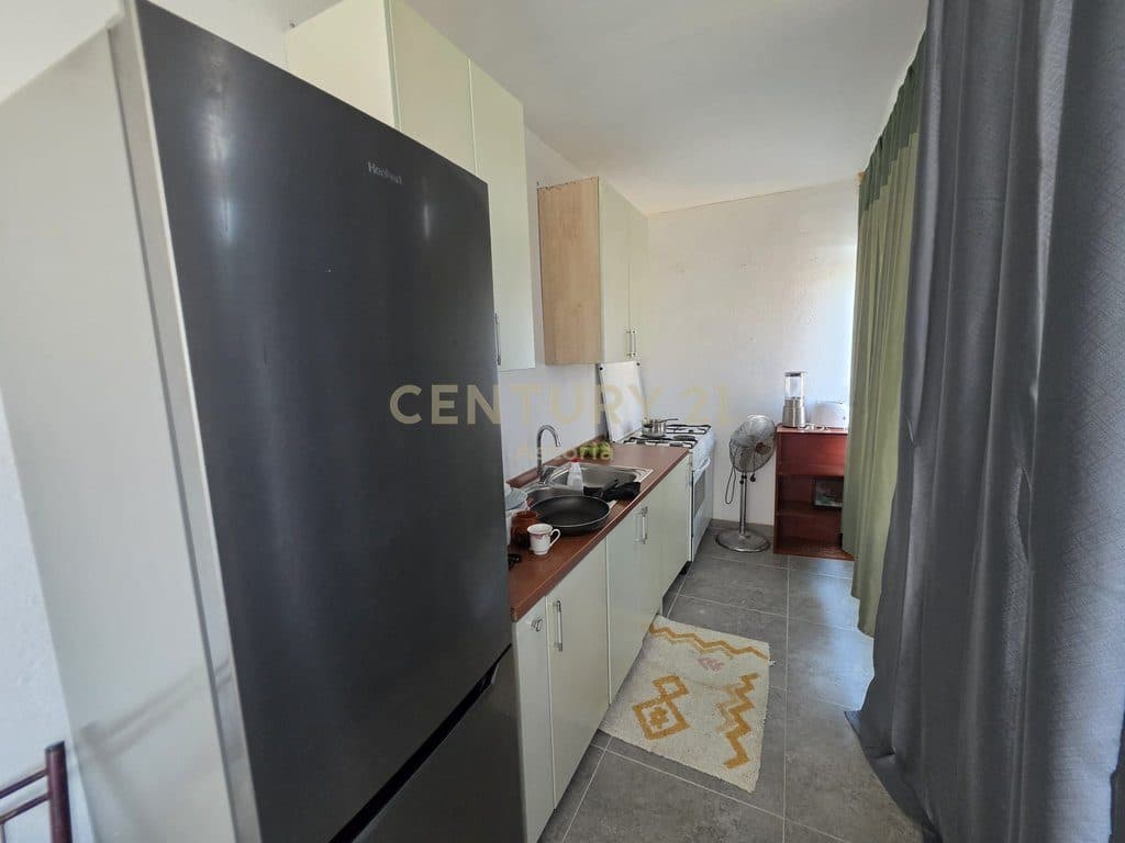 Jepet me Qira Apartament 1+1 ne Babrru 4