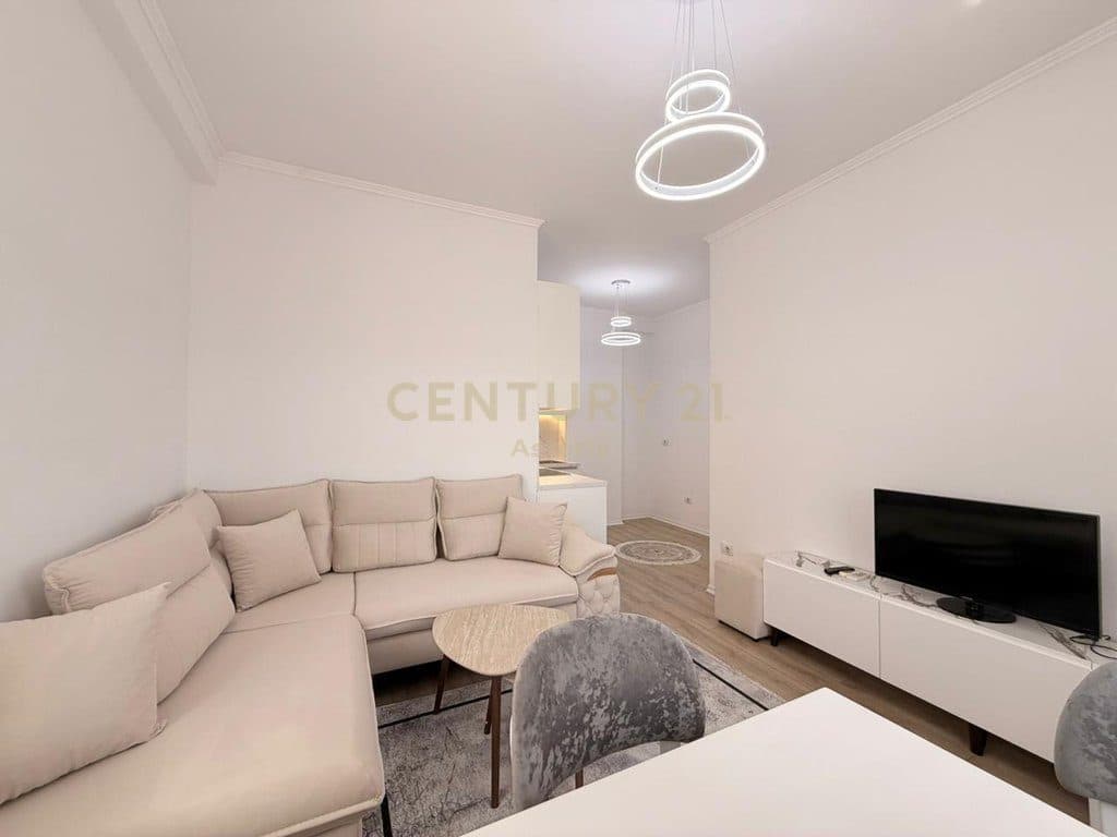 APARTAMENT 2+1 PER SHITJE TE RRETHI NE ASTIR