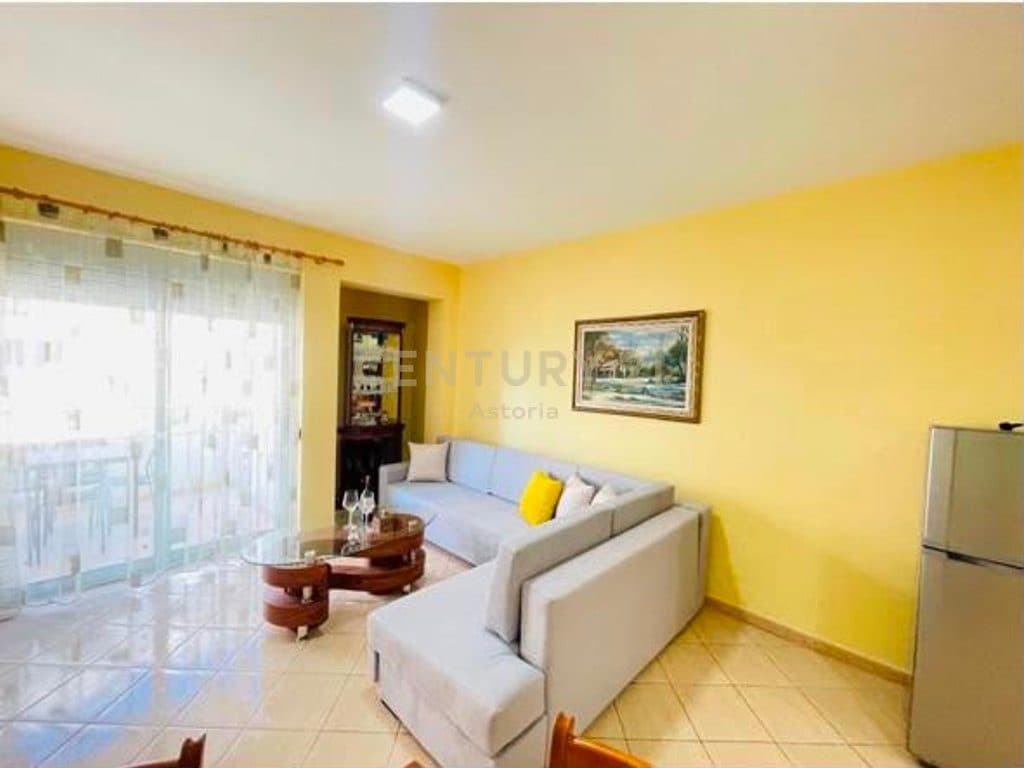 SHITET APARTAMENT 2+1, VIJË E PARË, LUNGOMARE, VLORË 2