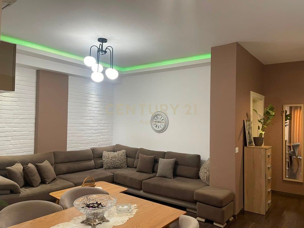 JEPET ME QIRA APARTAMENT 2+1+POST PARKIMI NE YZBERISH, PRANE NELA 6 2