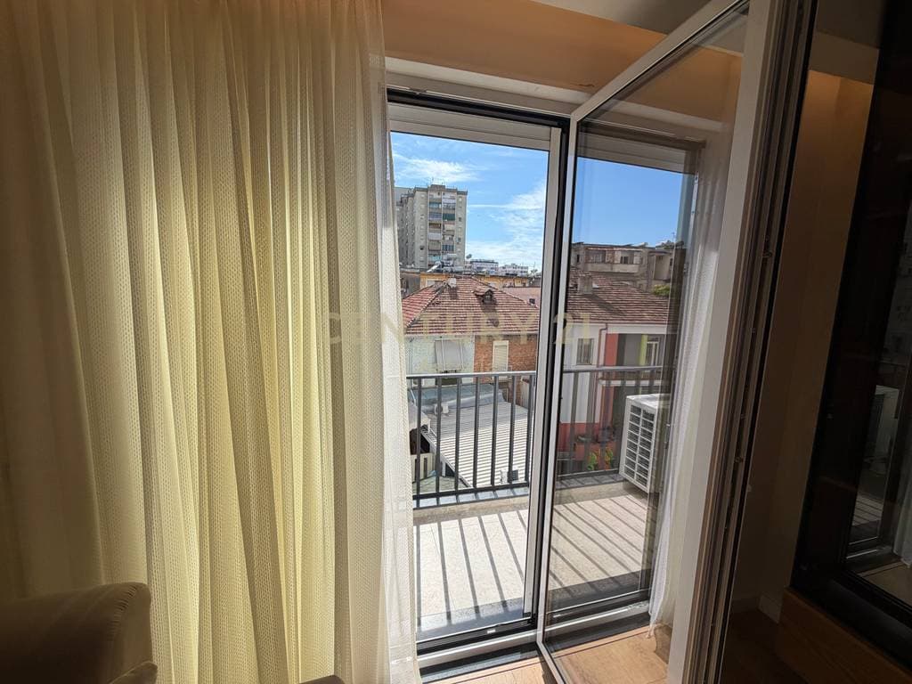 Apartment 2+1+2 for Rent – Barricades Street 4