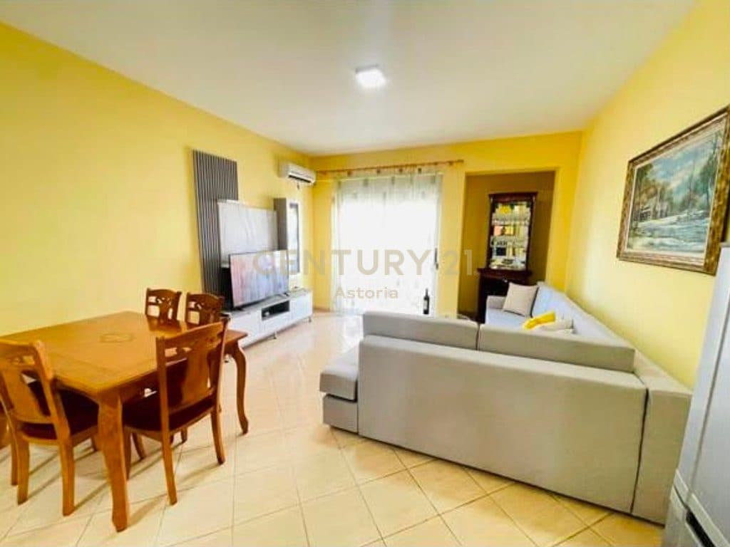 SHITET APARTAMENT 2+1, VIJË E PARË, LUNGOMARE, VLORË 3