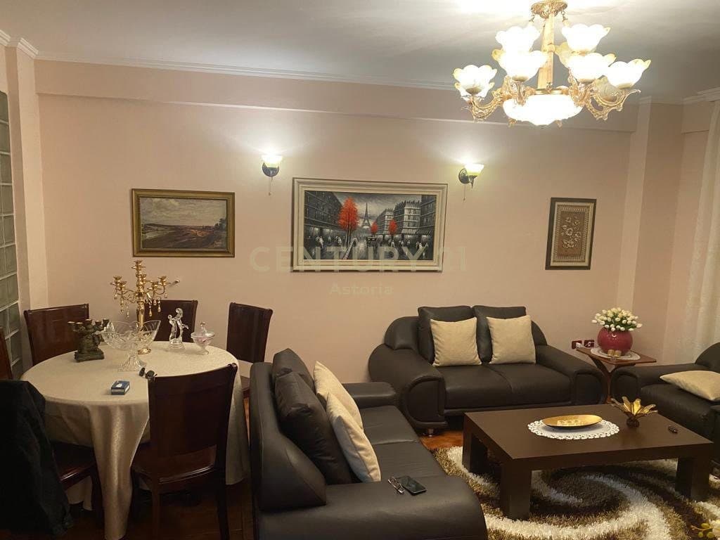 Apartment 2+1 for sale on the main boulevard in Durres 1