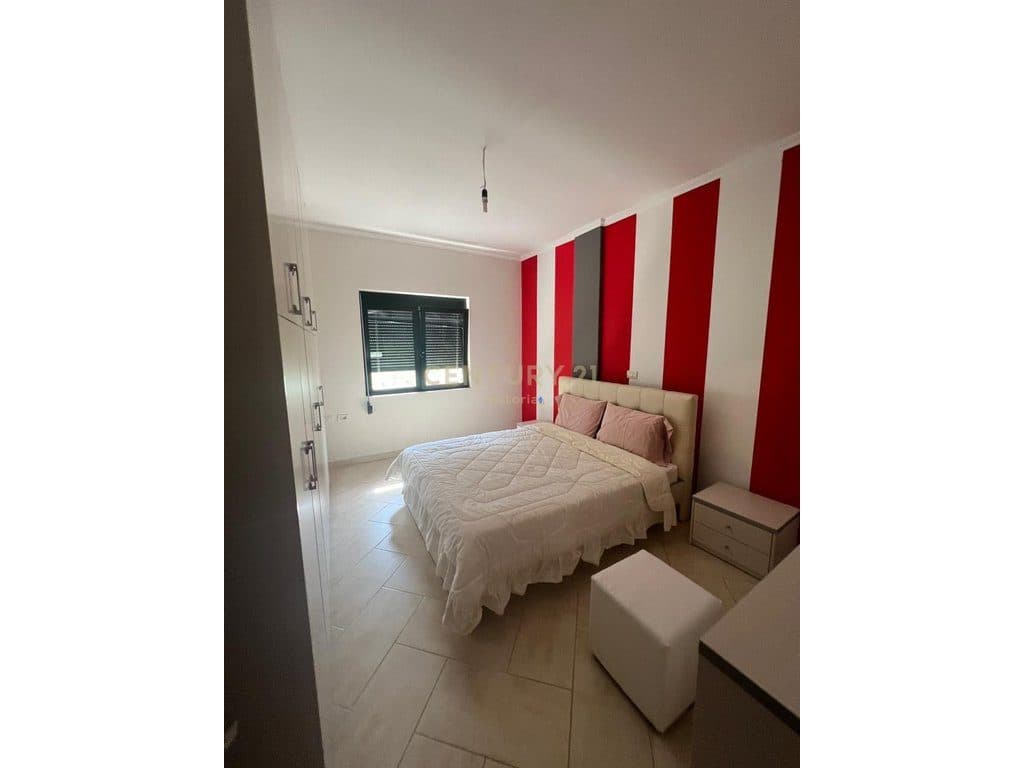 APARTAMENT 2+1+2 PER SHITJE NE SHKOZE 4