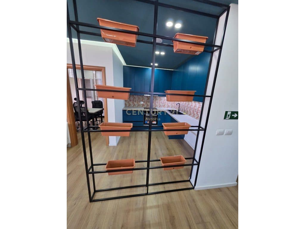 JEPET ME QIRA APARTAMENT 1+1 PËR ZYRA PRANË DELIJORGJIT
