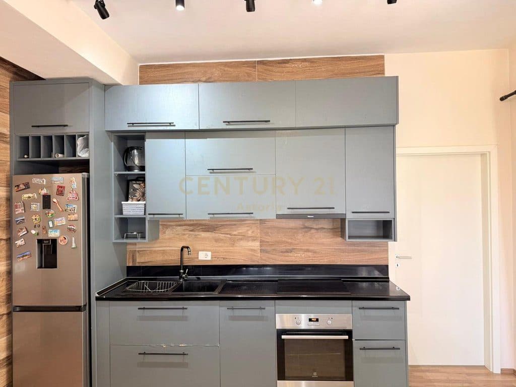 Shitet apartament 3+1+2 ne rezidencen Mangalem 21, Ali Demi 2