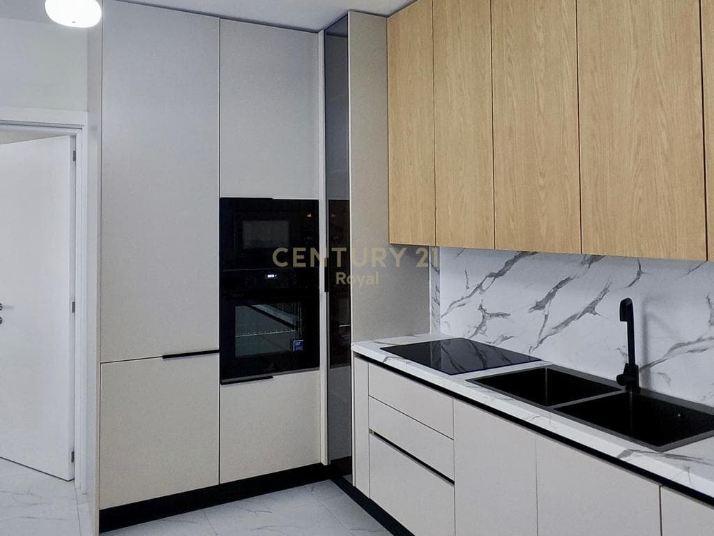 Apartament 2+1 me qera 4