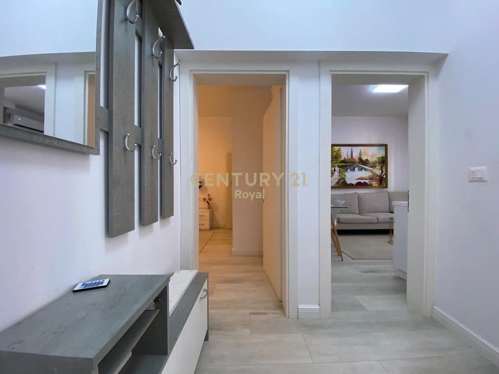 SHITET APARTAMENT 1+1 NE BLLOK PRANE LIBRIT UNIVERSITAR 4
