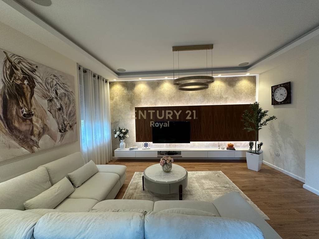 Apartament 2+1+2+ lavanderi + Post Parkimi per qira tek Park Gate 3