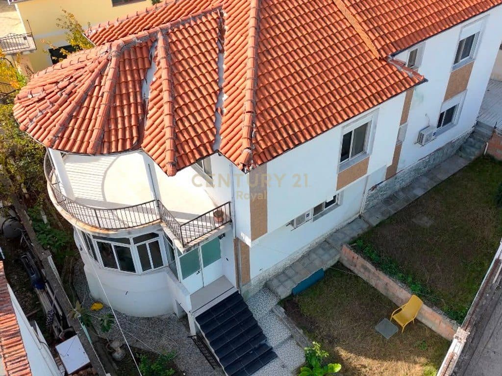 Vilë për Shitje prane spitalit rajonal Durrës - 260 000€ | 480 m² 2