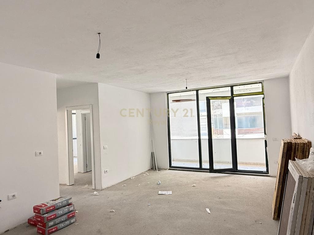SHITET APARTAMENT 2+1+2 NE ASTIR