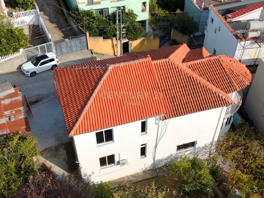 Vilë për Shitje prane spitalit rajonal Durrës - 260 000€ | 480 m² 4