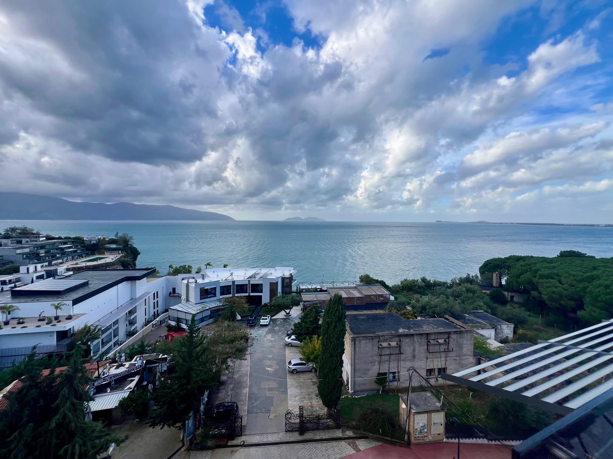 Penthouse Per Shitje Tek Marina Bay 2