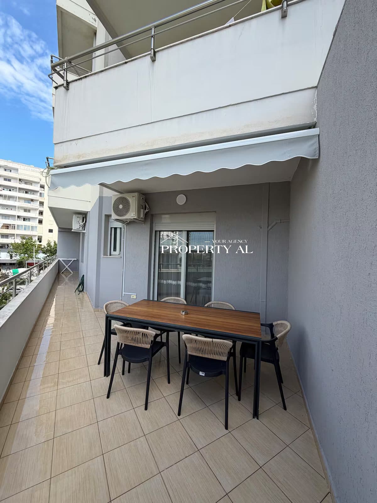 Apartament 3+2+1 me verandë për qira afatgjatë – Plazhi i Vjetër, Vlorë 3