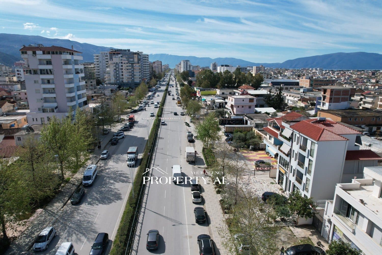 Objekt për Shitje në Rr. Gjergj Kastrioti, Vlorë – Mundësi Ideale Investimi & Biznesi 3