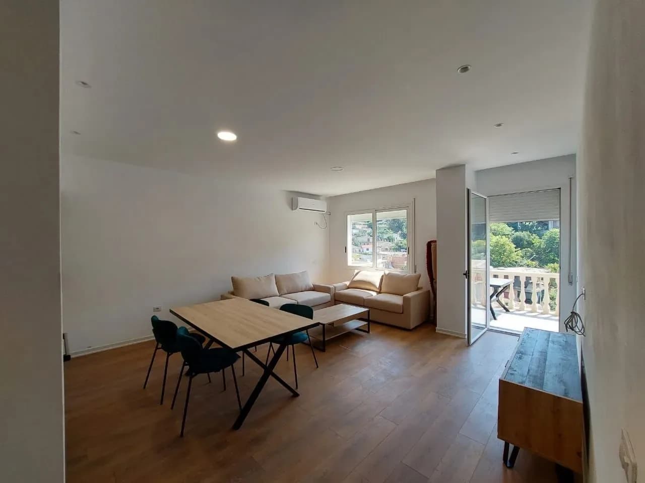 Apartament Per Shitje Ne Qender, Vlore 4