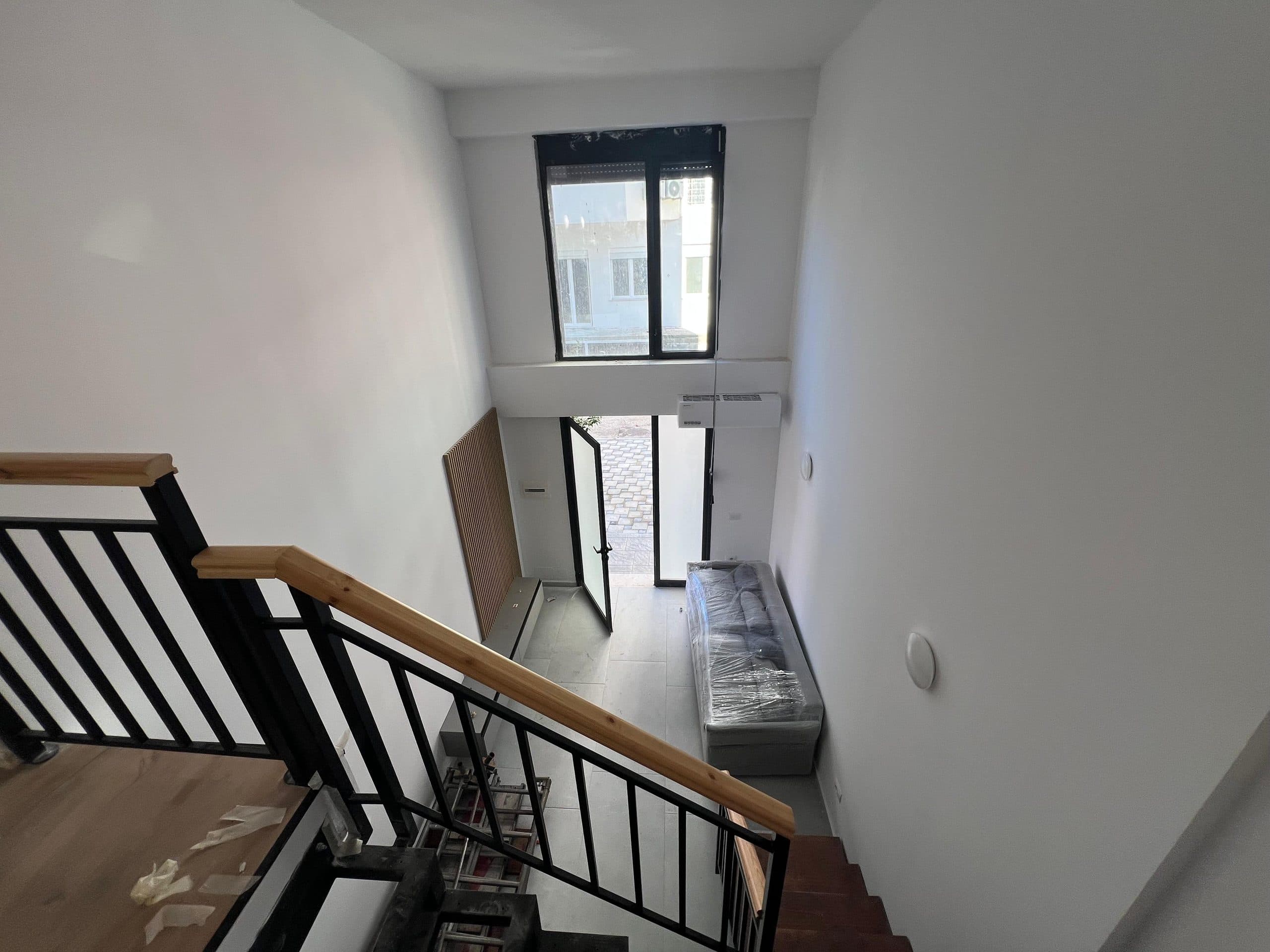 Duplex Per Shitje Ne Lungomare 4