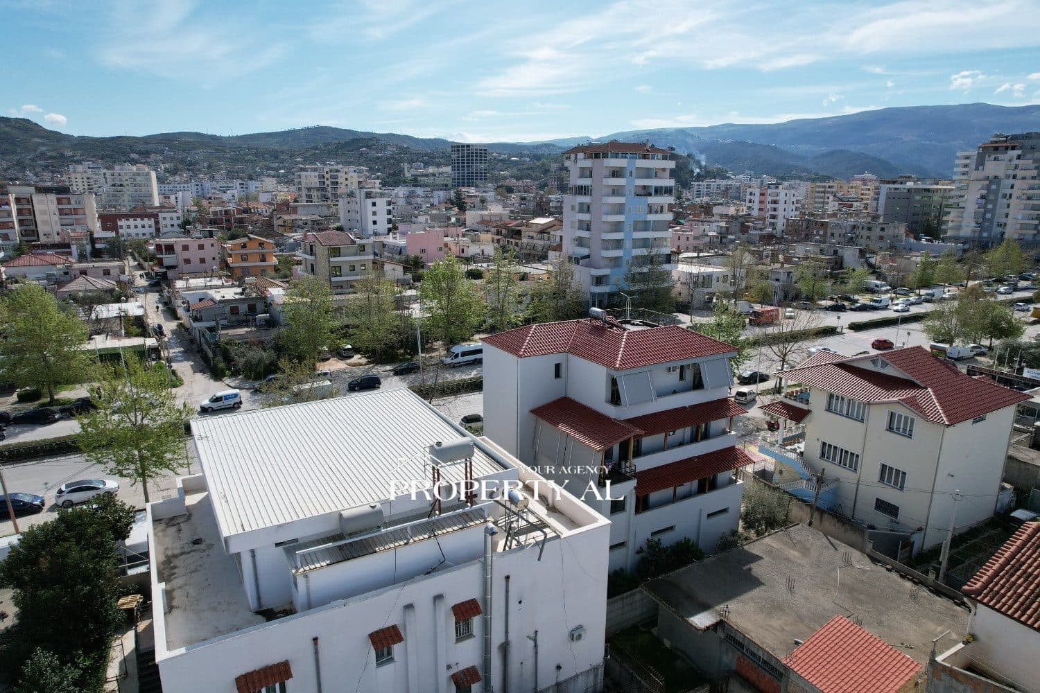 Objekt për Shitje në Rr. Gjergj Kastrioti, Vlorë – Mundësi Ideale Investimi & Biznesi 4