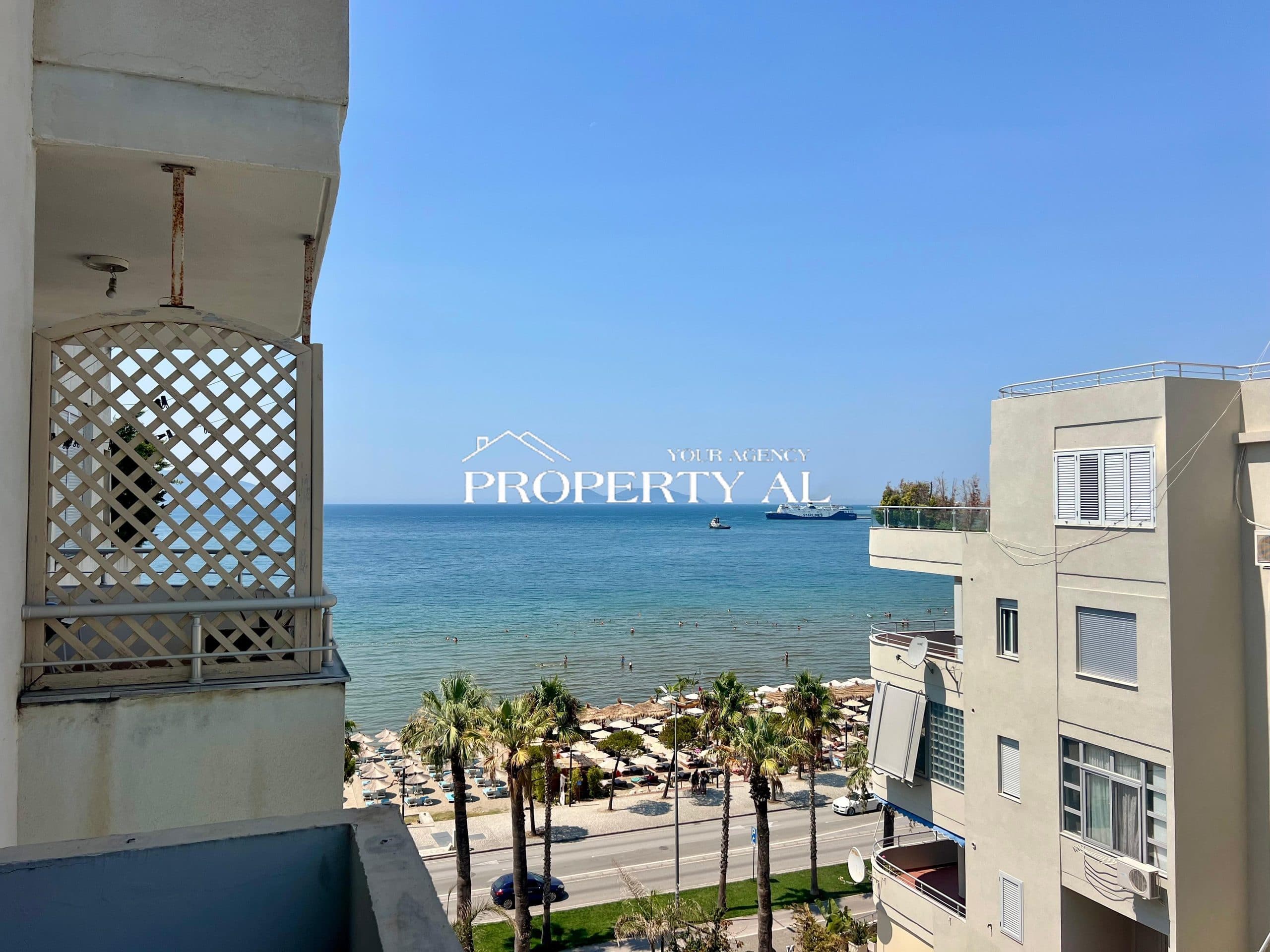 Apartament 1+1 me pamje anësore nga deti në vijën e parë të Lungomares – Vlorë