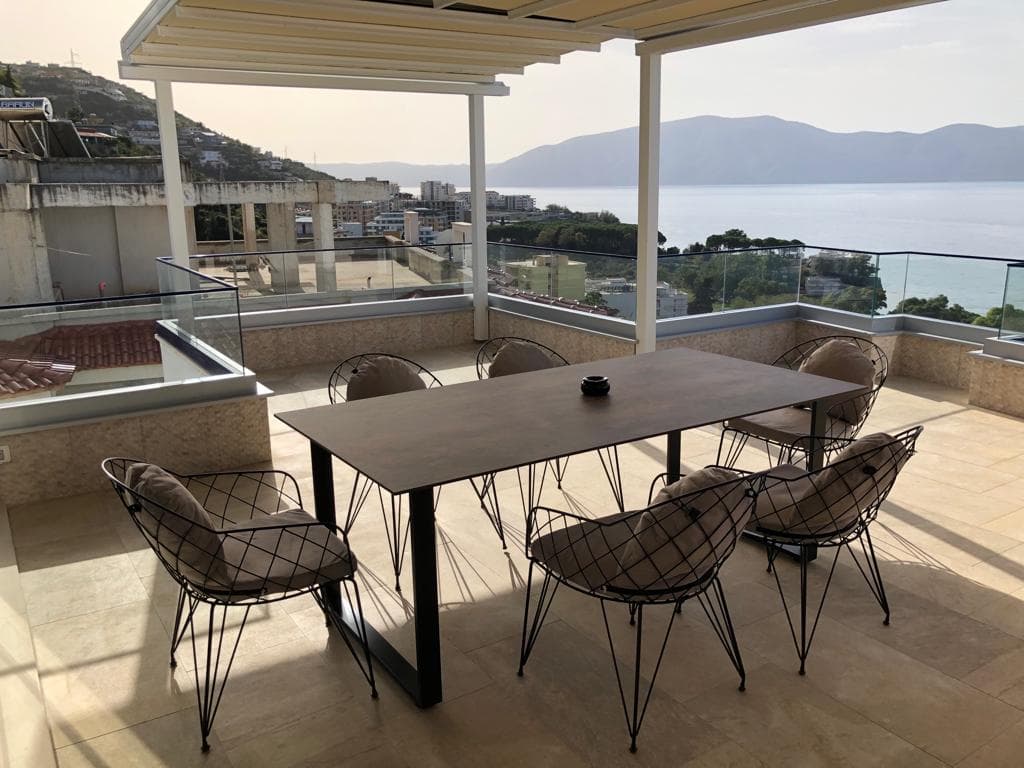 Penthouse Per Shitje Prane Marina Bay 3