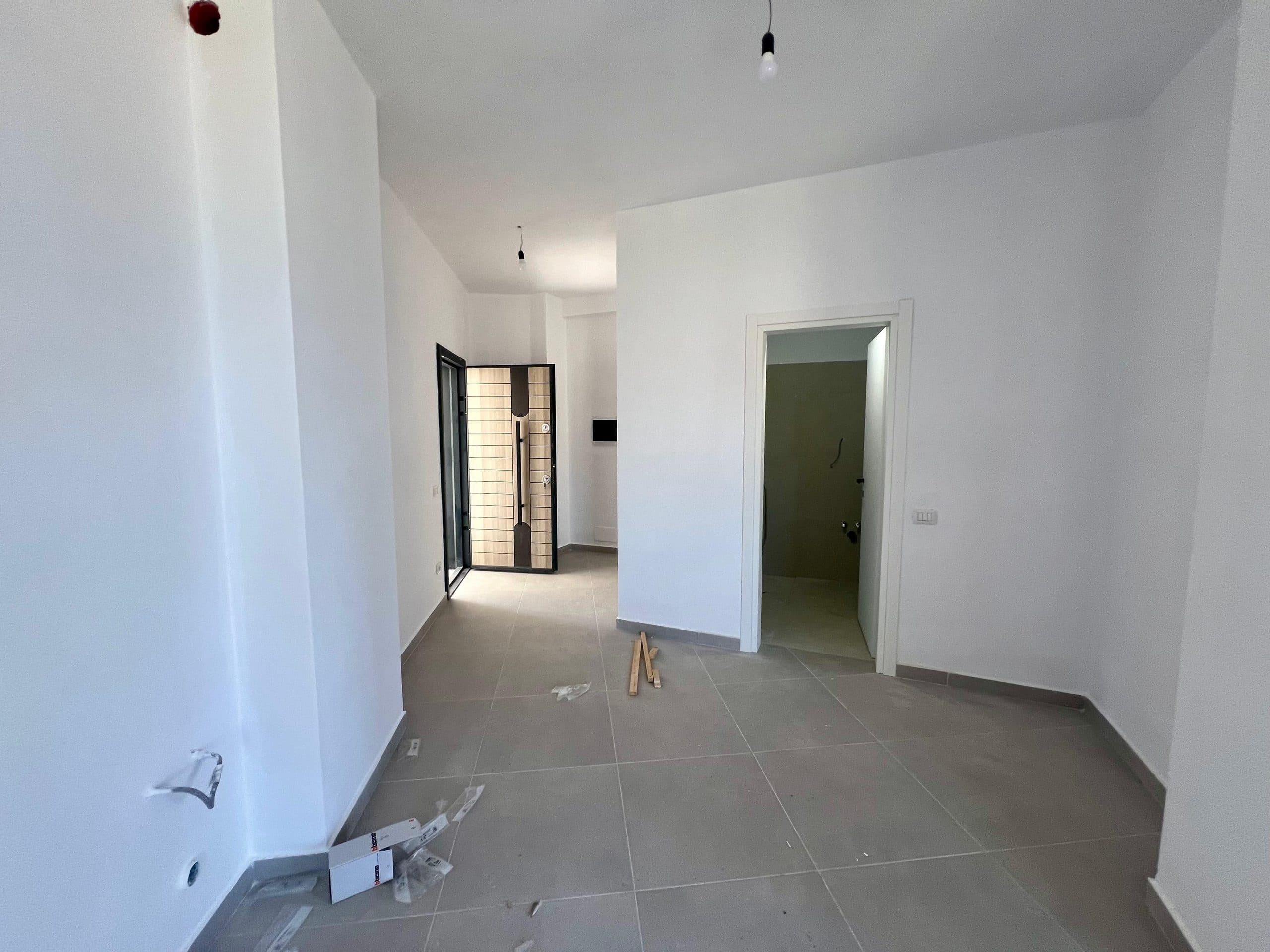 Apartament Me Pamje Deti Per Shitje Ne Radhime