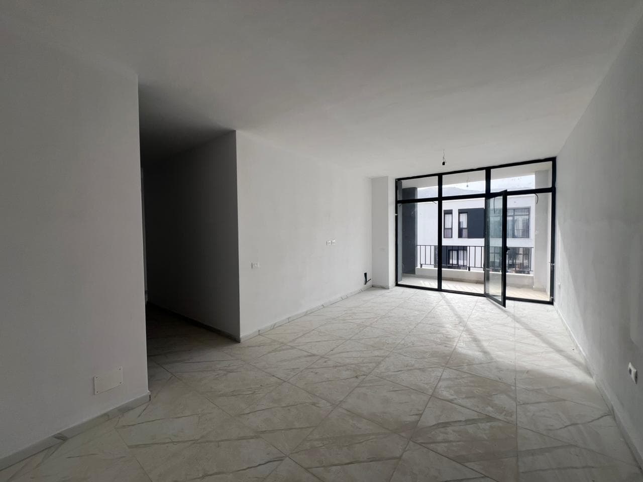 Apartament Per Shitje Ne Orikum