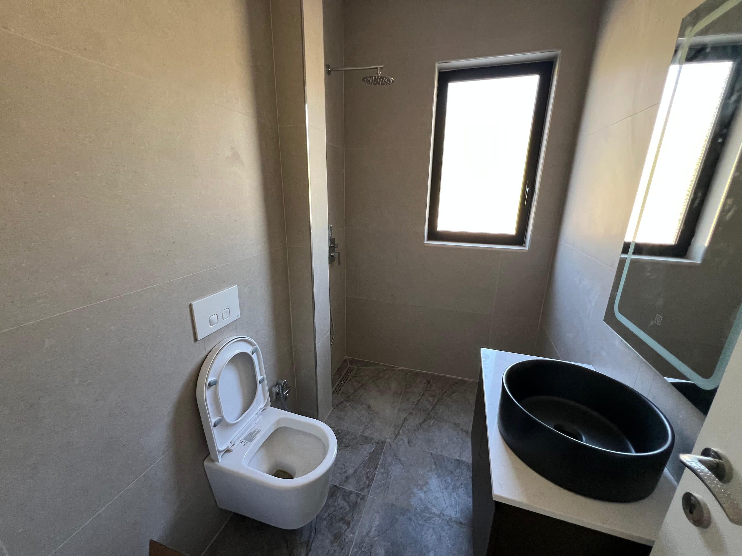 Apartament Per Shitje Te Regina Elite Ne Radhime