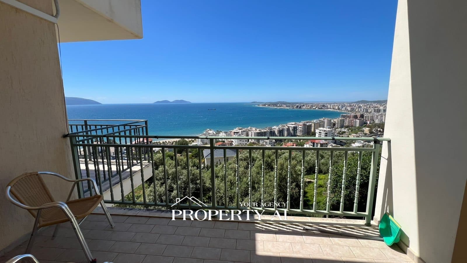 Apartament per shitje dhe mundesi mjaft e mire per investim