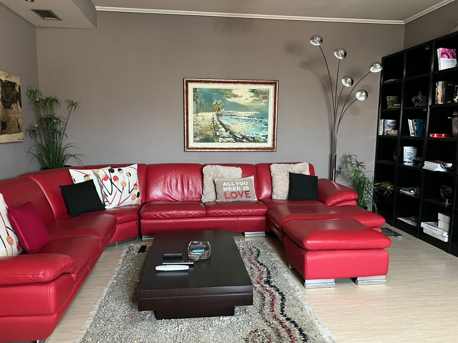 Apartament me qera – Ish Ekspozita, Tiranë