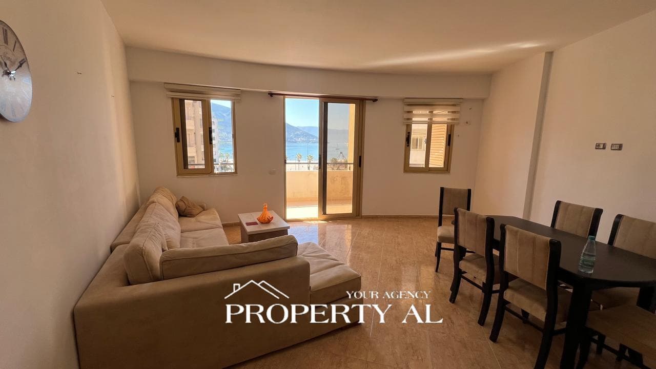 Apartament per shitje ne lungomare me pamje deti 4