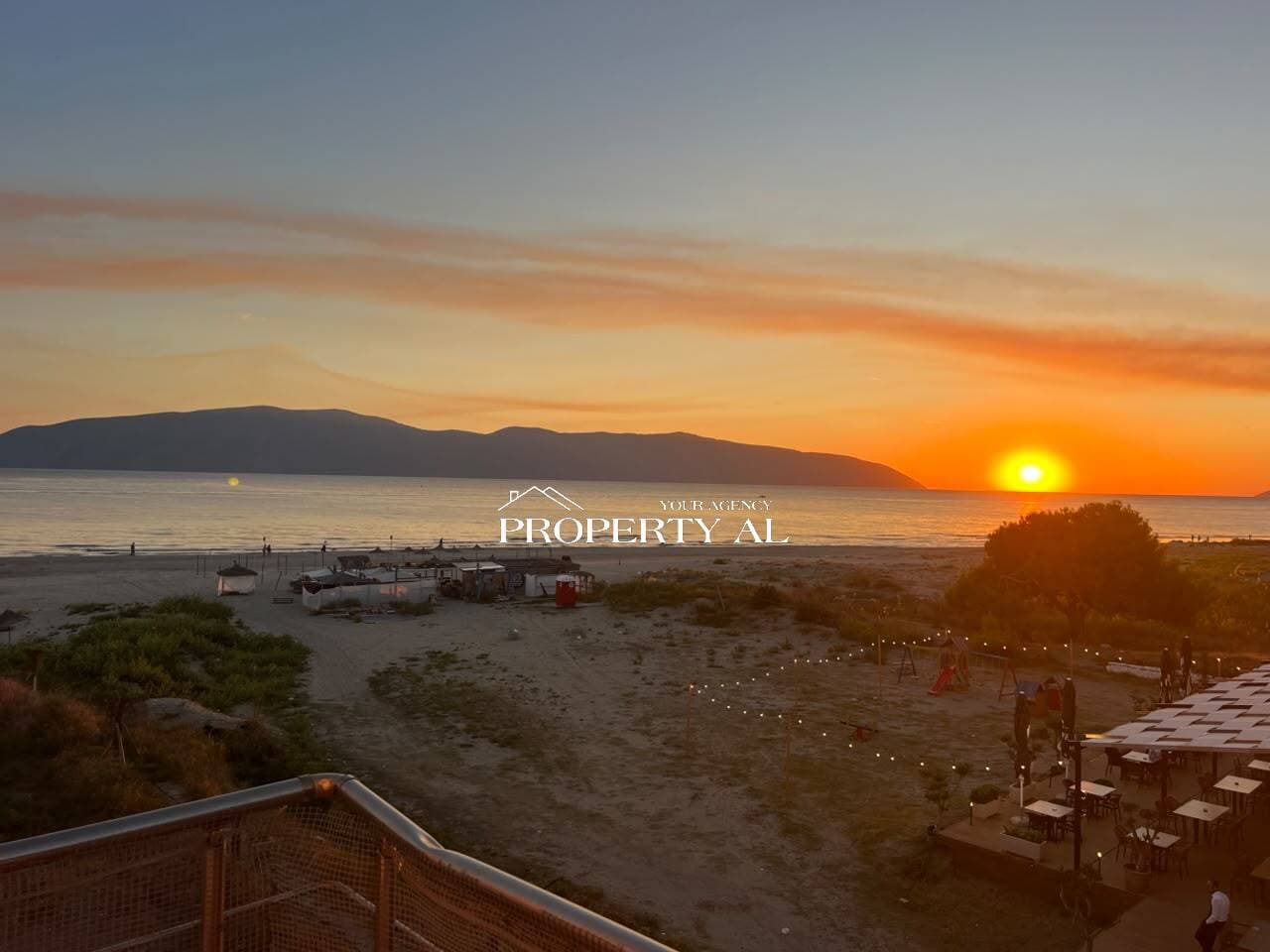 Apartament 1+1 me pamje deti për qira afatgjatë – Plazhi i Vjetër, Vlorë