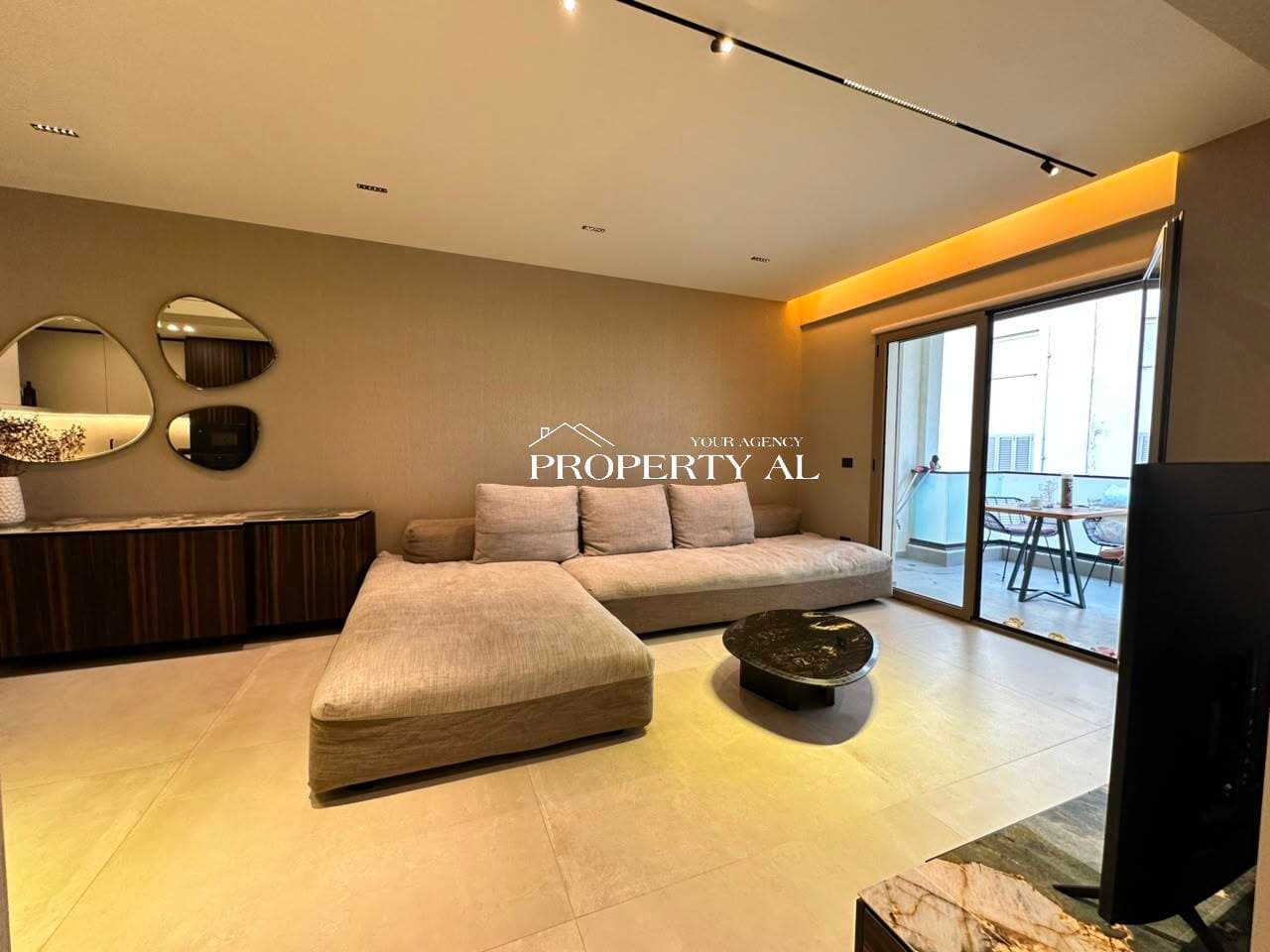 APARTAMENT LUKS 2+1 ME MOBILIM PREMIUM NË LUNGOMARE, VLORË