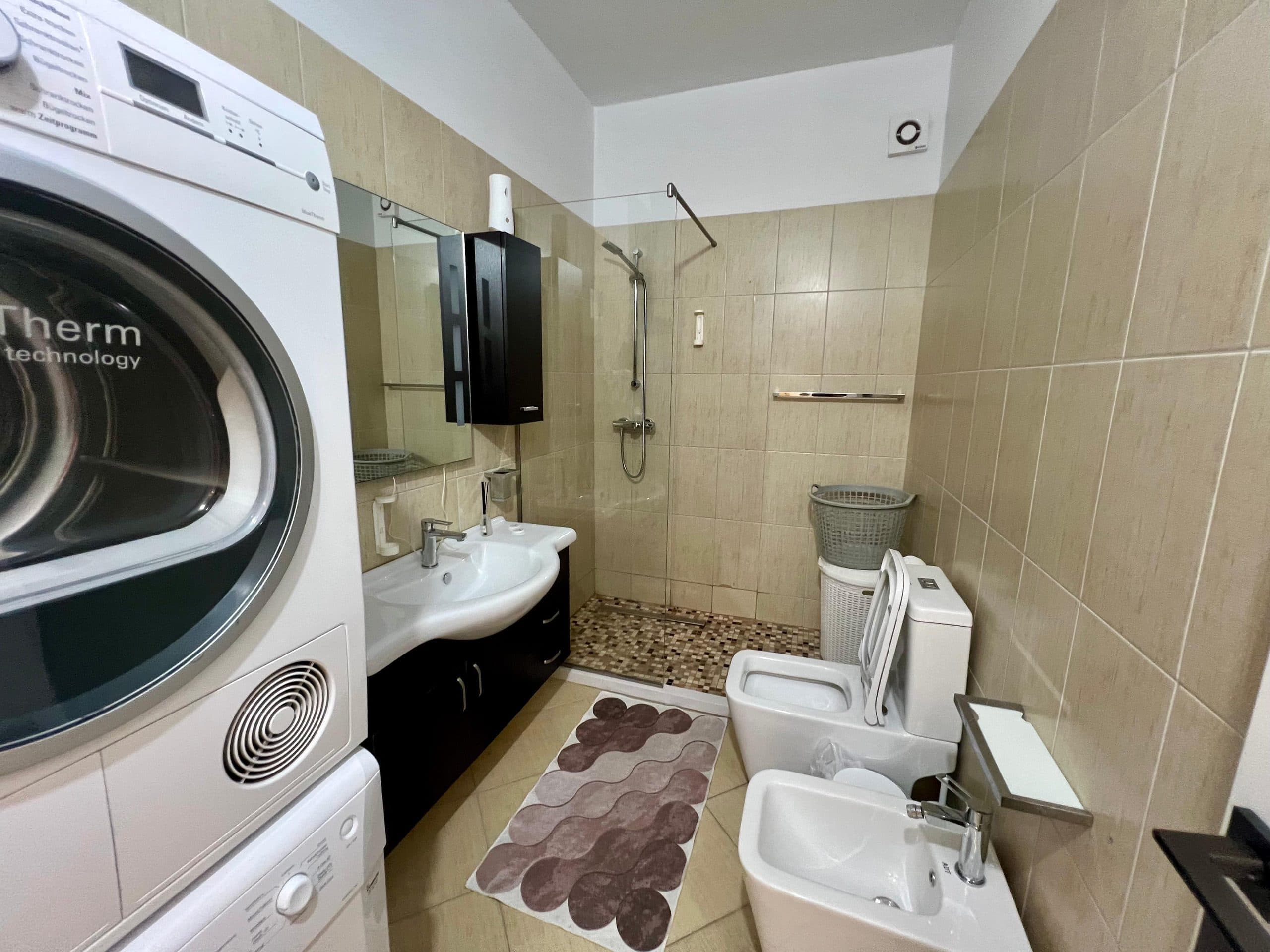 Penthouse Per Shitje Ne Bulevardin Vlore - Skele 2