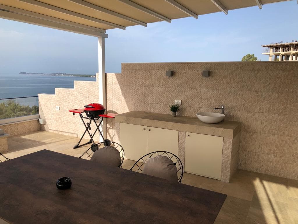Penthouse Per Shitje Prane Marina Bay 2
