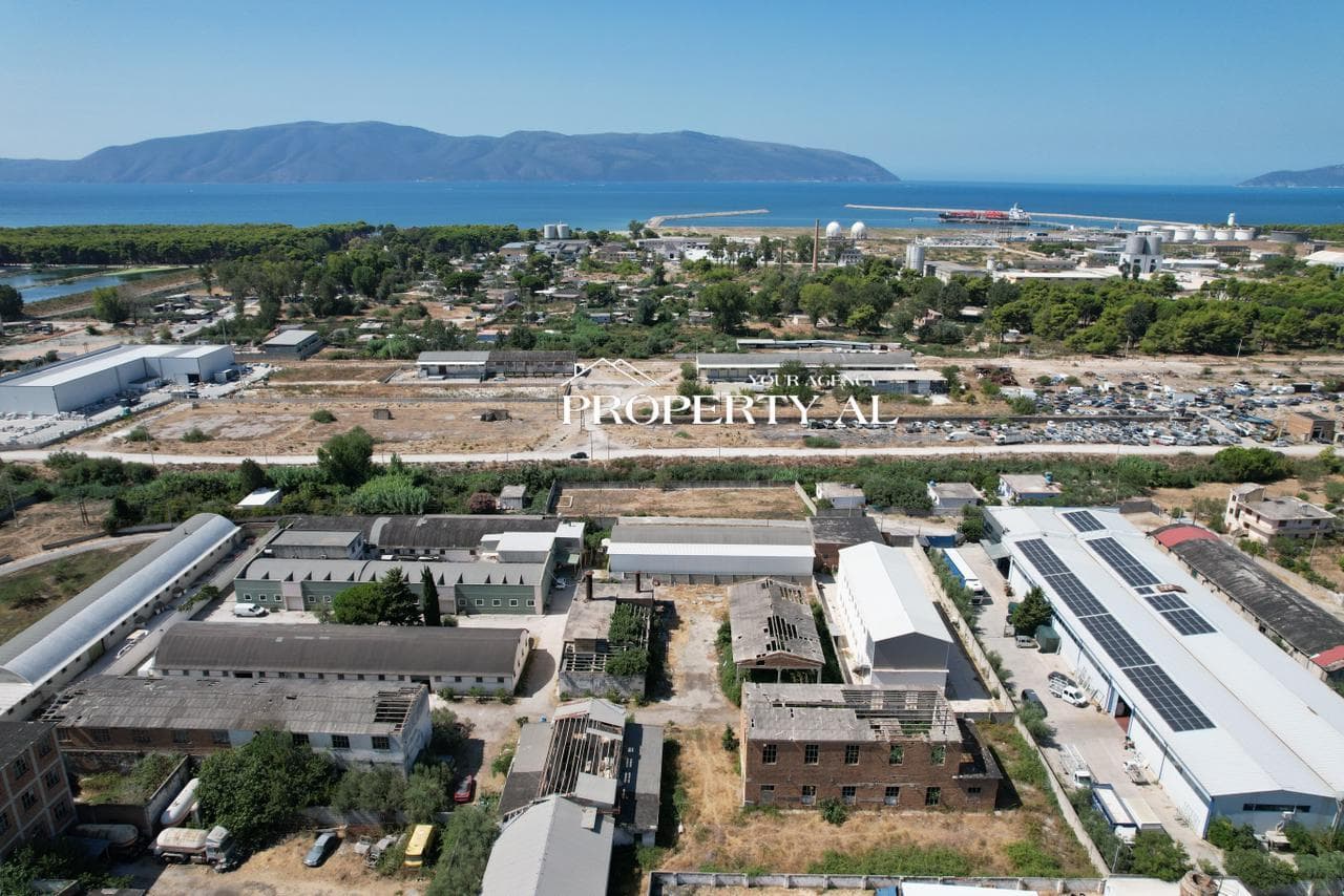 Kompleks Industrial në Shitje në Vlorë – Pozicion Strategjik 4
