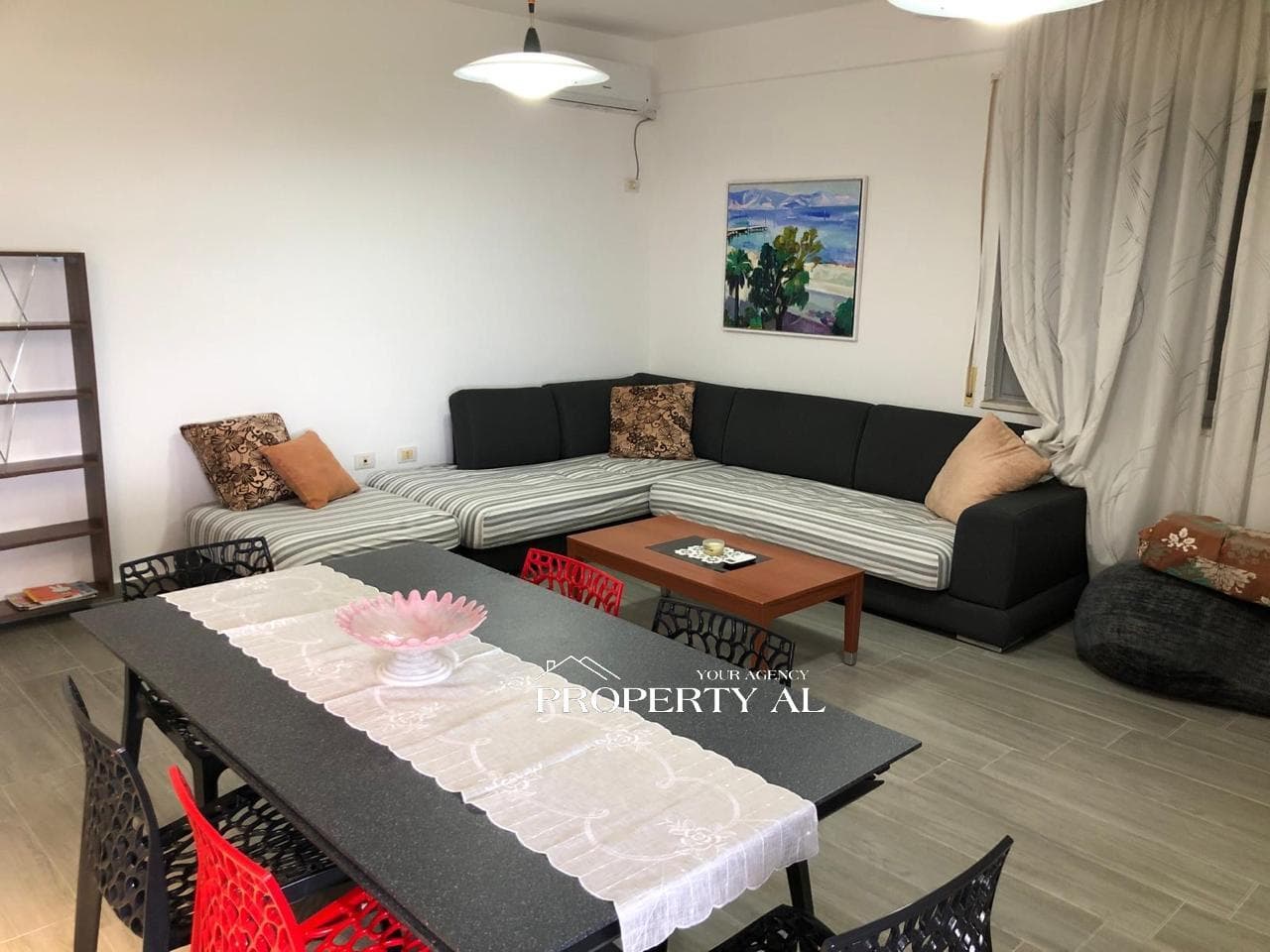 Apartament për shitje në vijë të parë – Lungomare, Vlorë | Pamje ballore deti 2