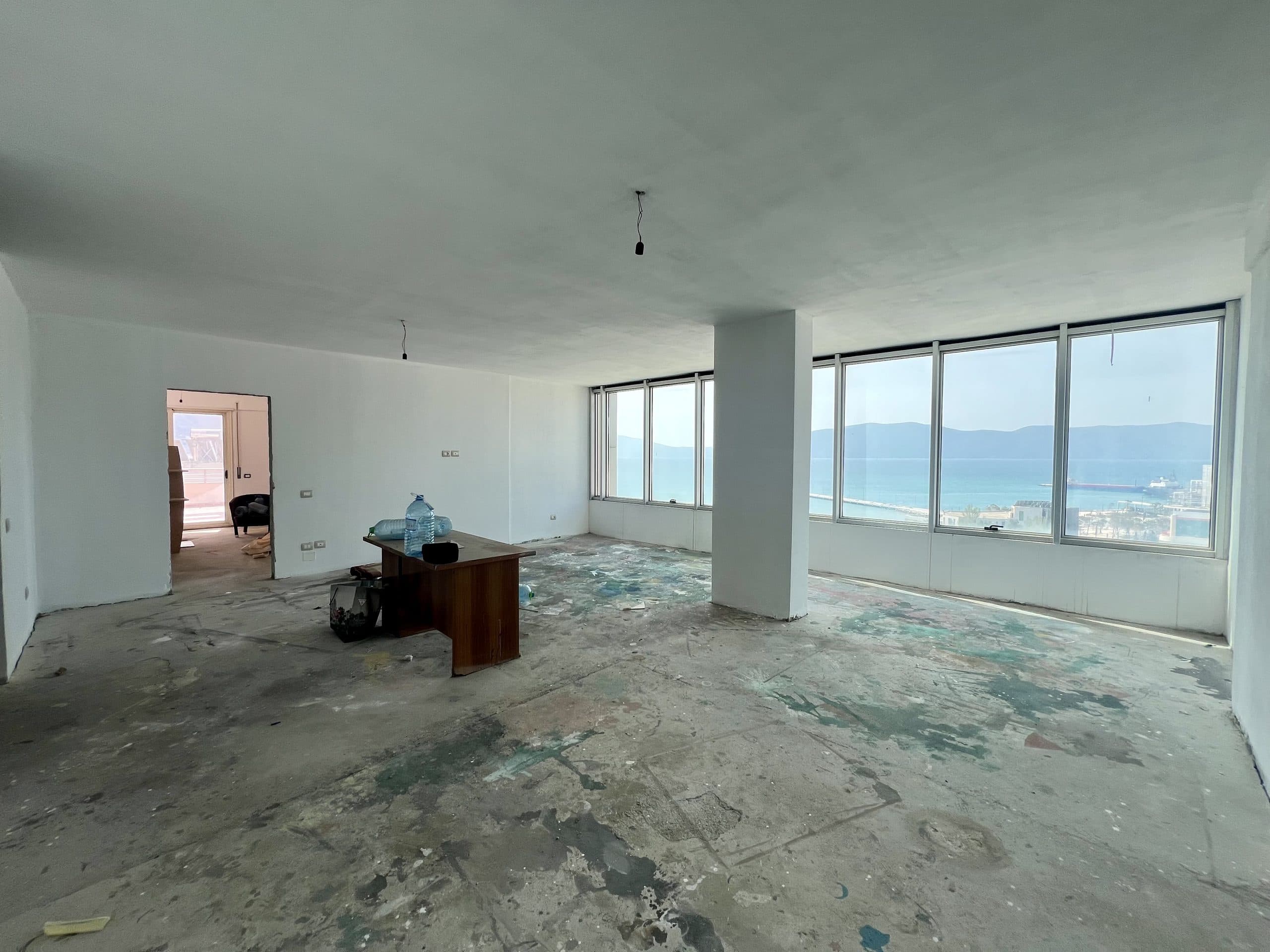 Penthouse Ekskluziv për Shitje në Lungomare, Vlorë | 191 m² | Pamje e Plotë Deti 2