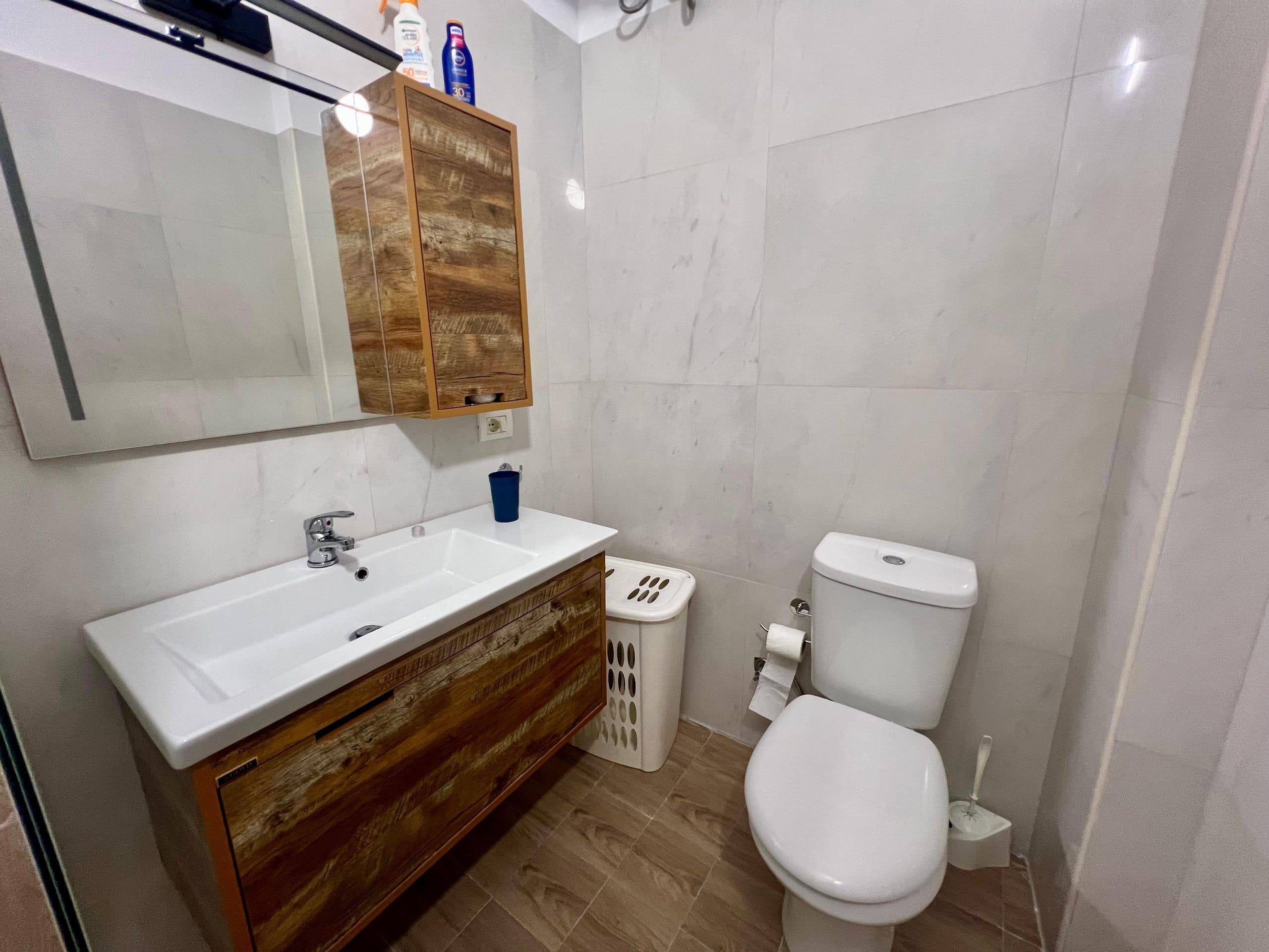 Apartament Me Garazh Per Shitje Ne Orikum