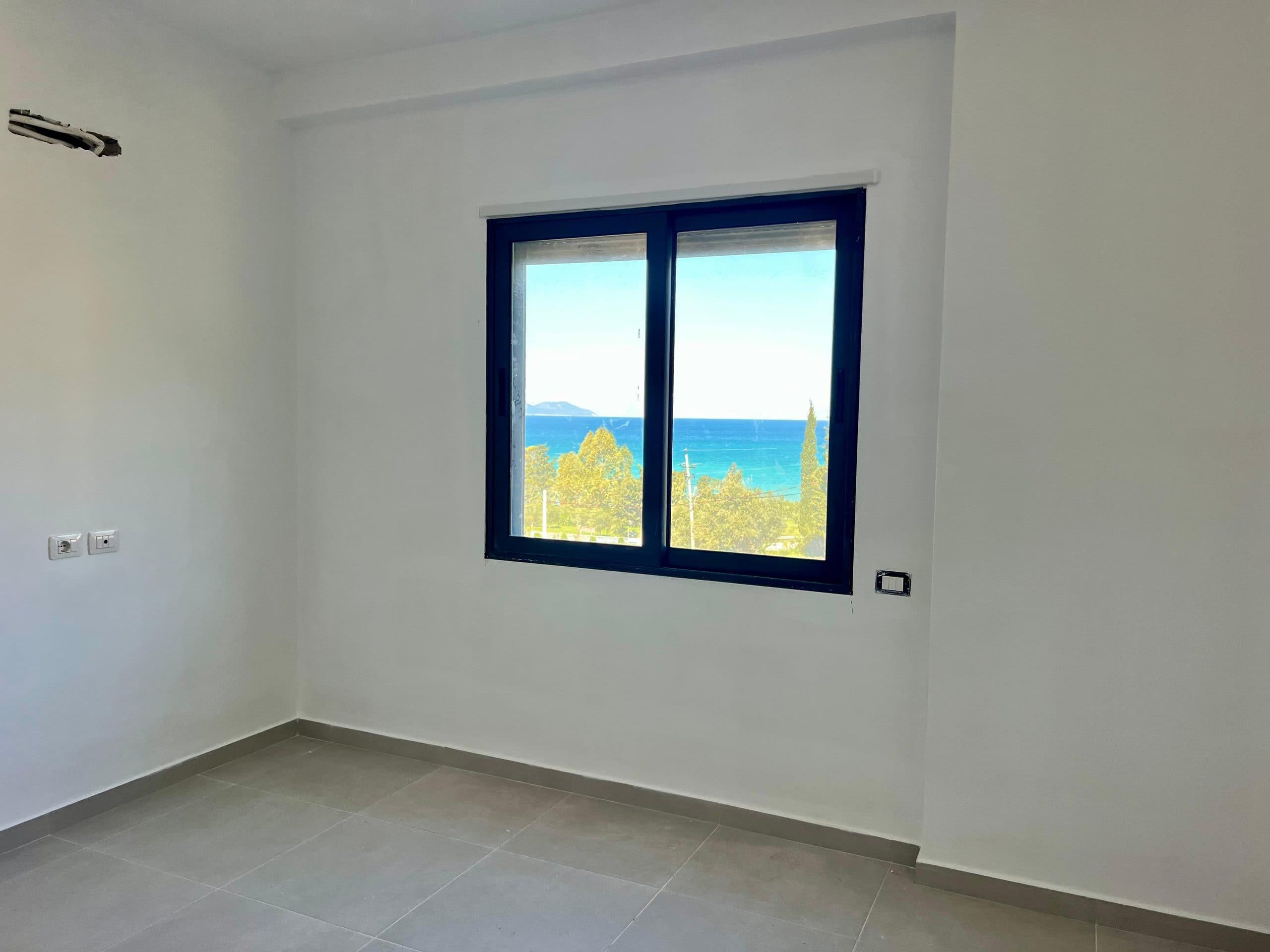 Apartament Me Pamje Deti Per Shitje Ne Radhime