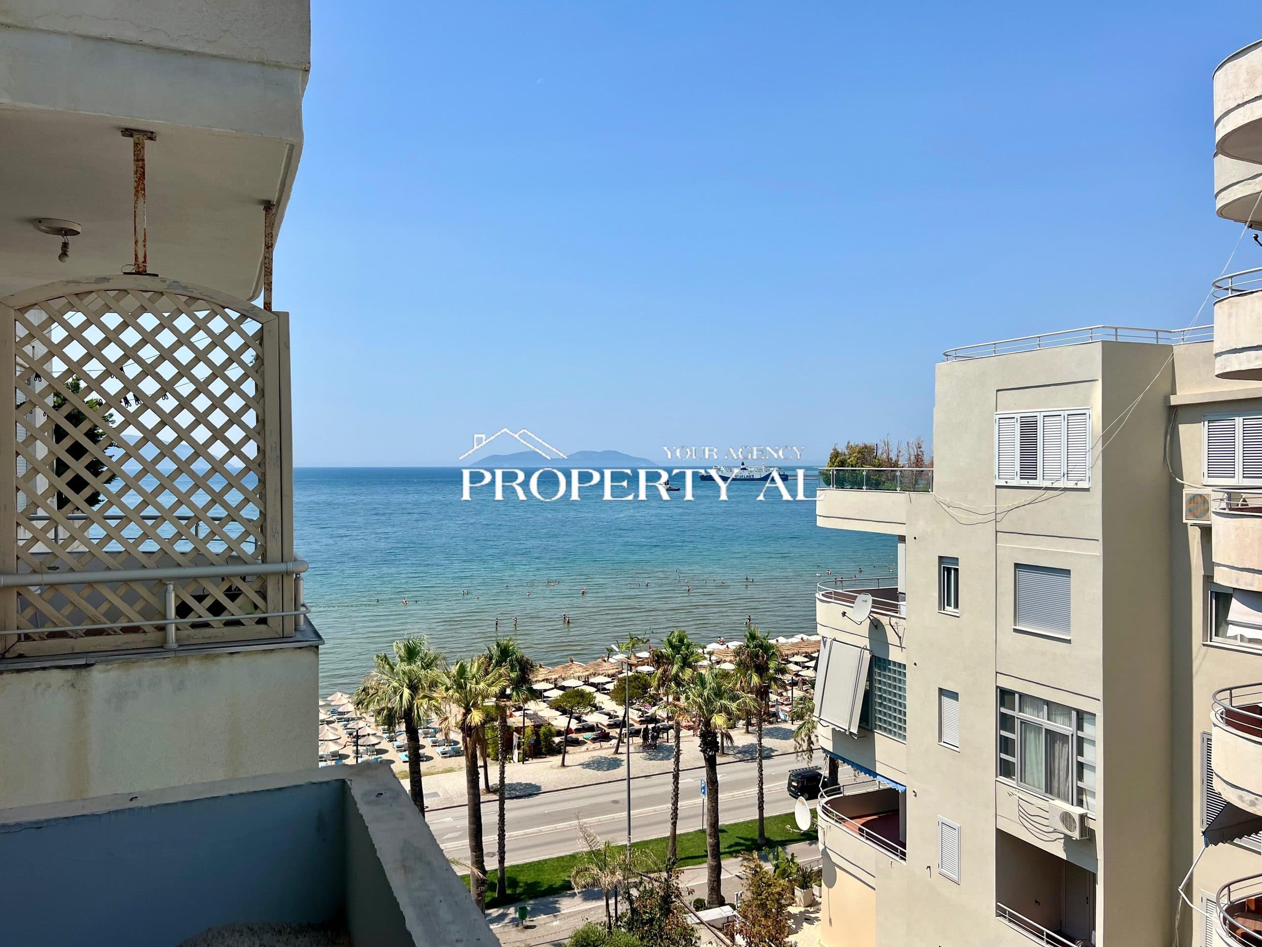 Apartament 1+1 me pamje anësore nga deti në vijën e parë të Lungomares – Vlorë 3