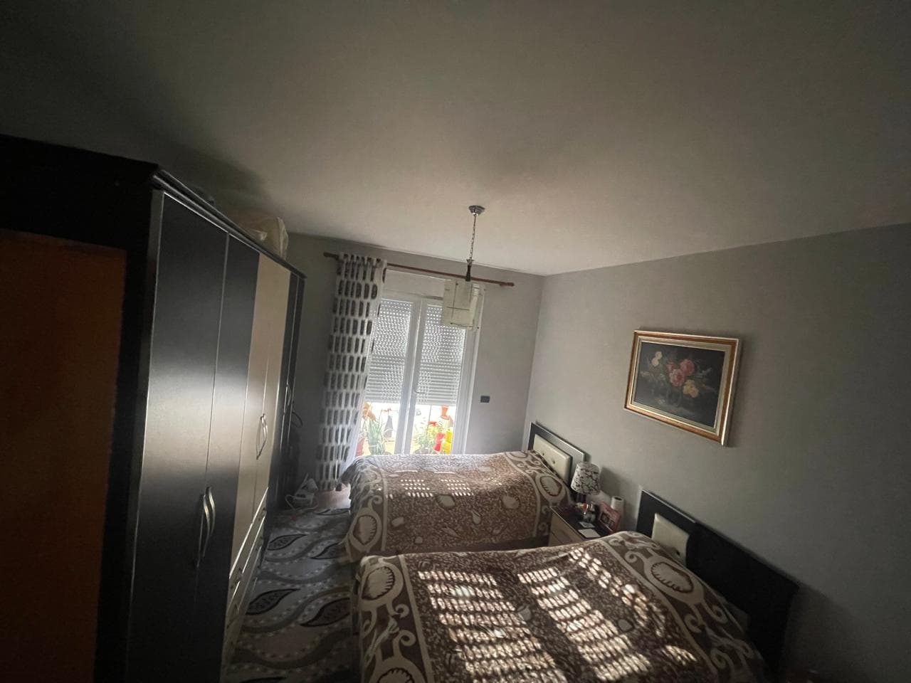 Shitet Apartament 2+1+2 tek Bulevardi i Ri! 2