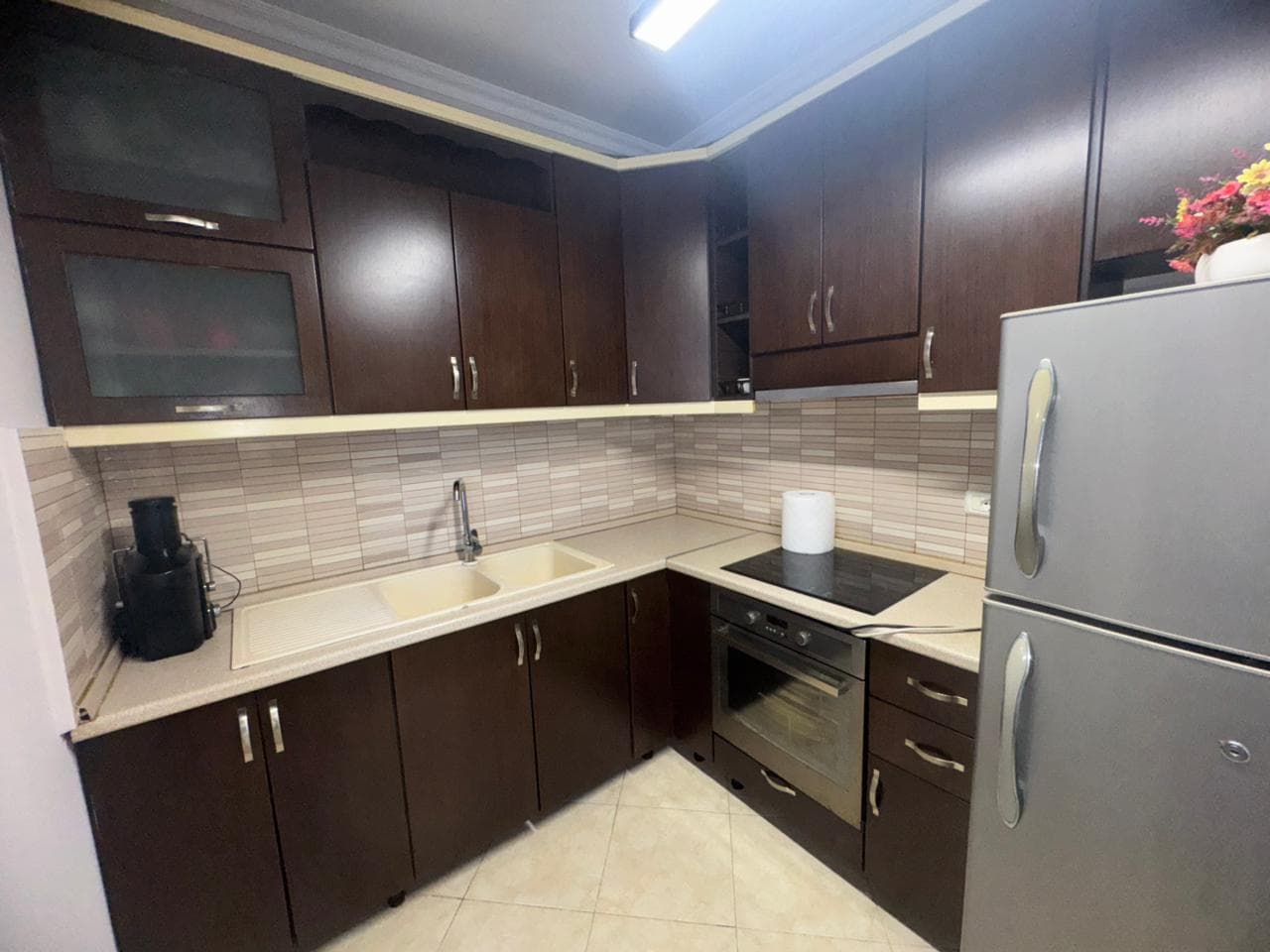 Apartament ne Shitje 3+1+2 + 2 Ballkone - Rrethi i Selites ! 3