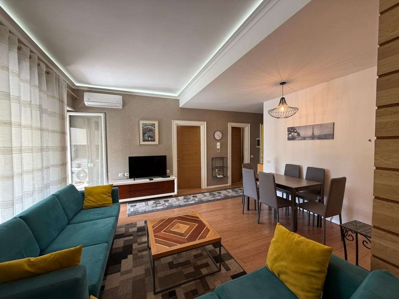 Jepet me Qira Apartament 2+1 tek Kodra e Diellit ! 2