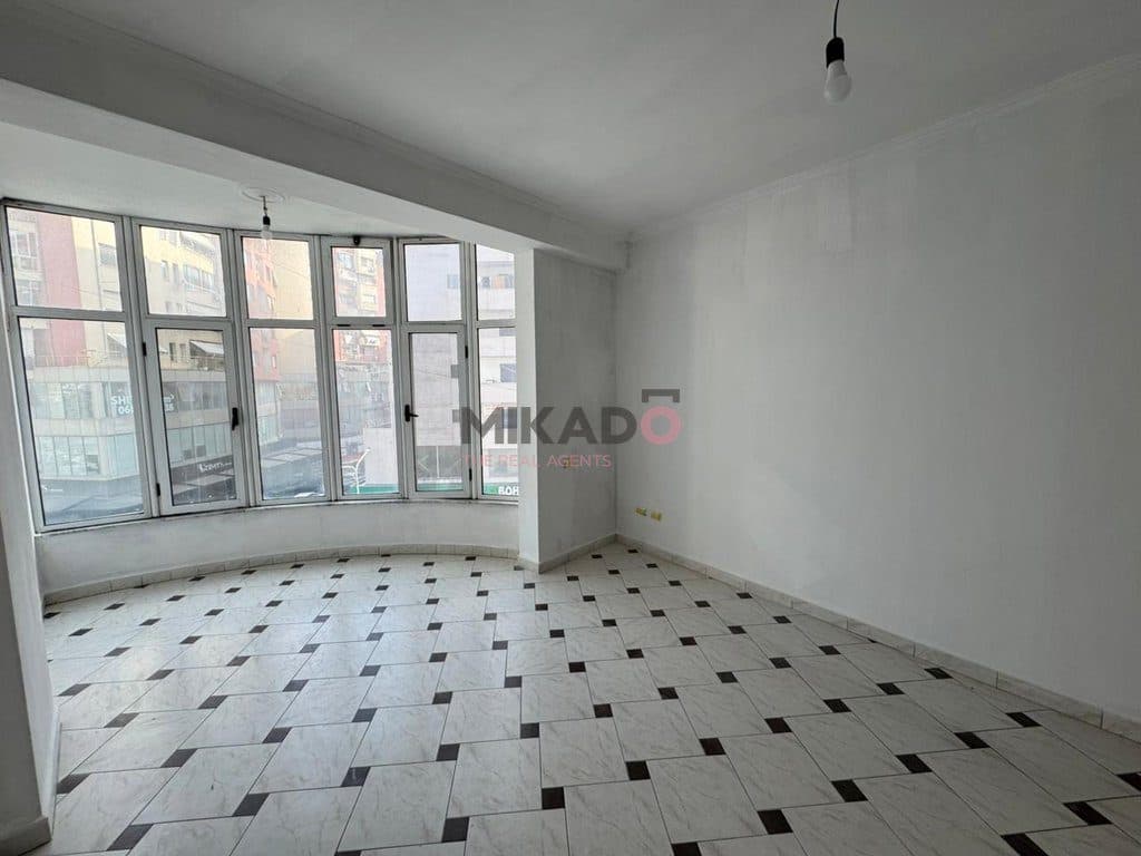 Apartament për Shitje 2+1 + 2 Ballkone – Astir !