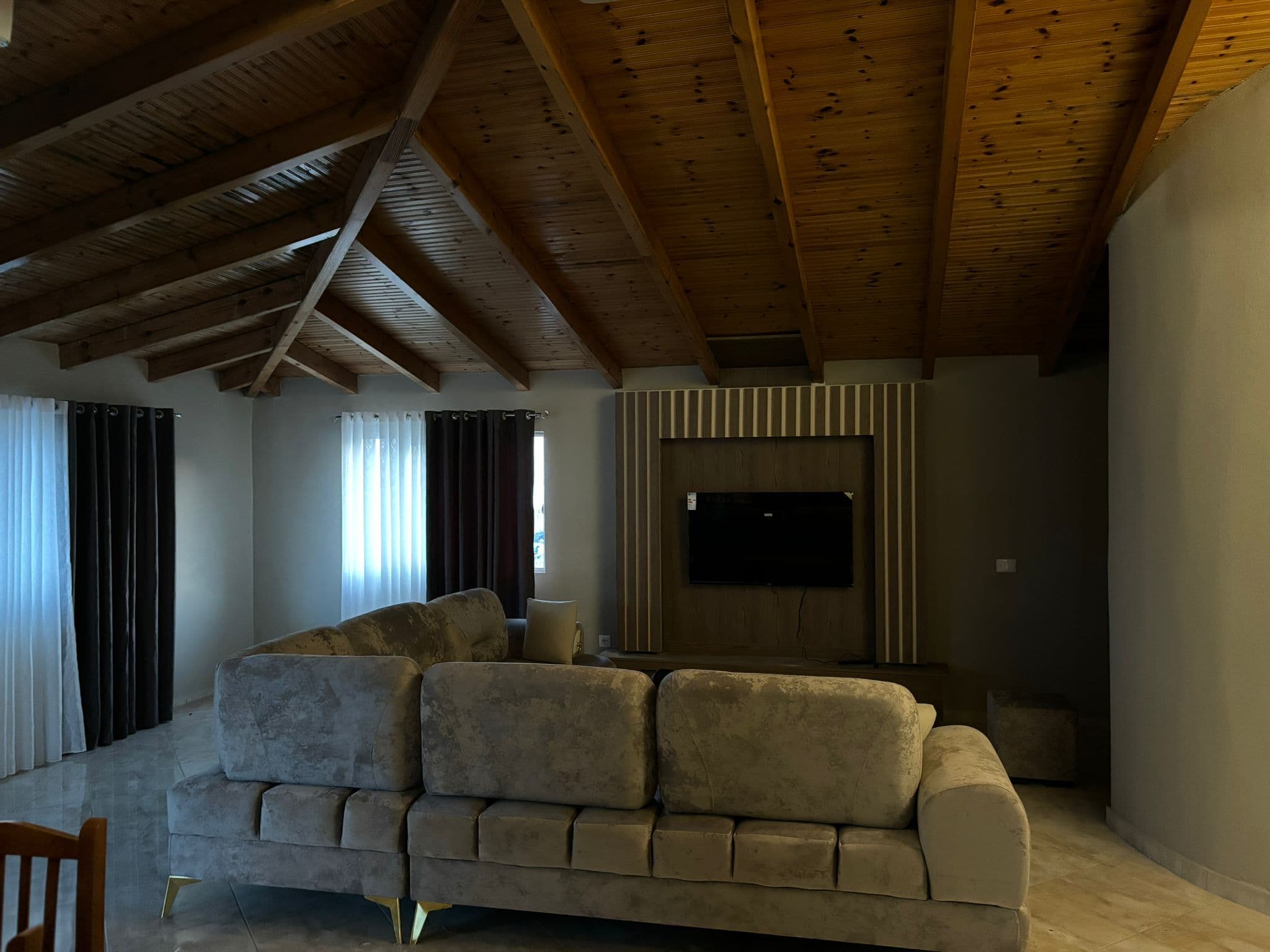 Shitet Apartament 2+1+2 ne Sarande! 2