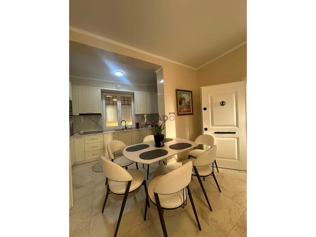 Apartament 1+1 me qira – Spitali Amerikan 2 ! 4