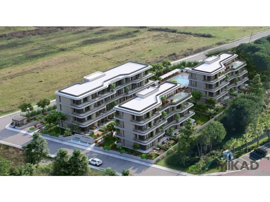 Shitet Apartament 2+1 - Porto Lalzi!